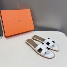 Hermes Slippers